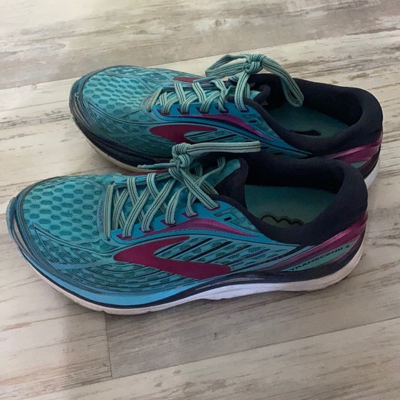 brooks transcend 8